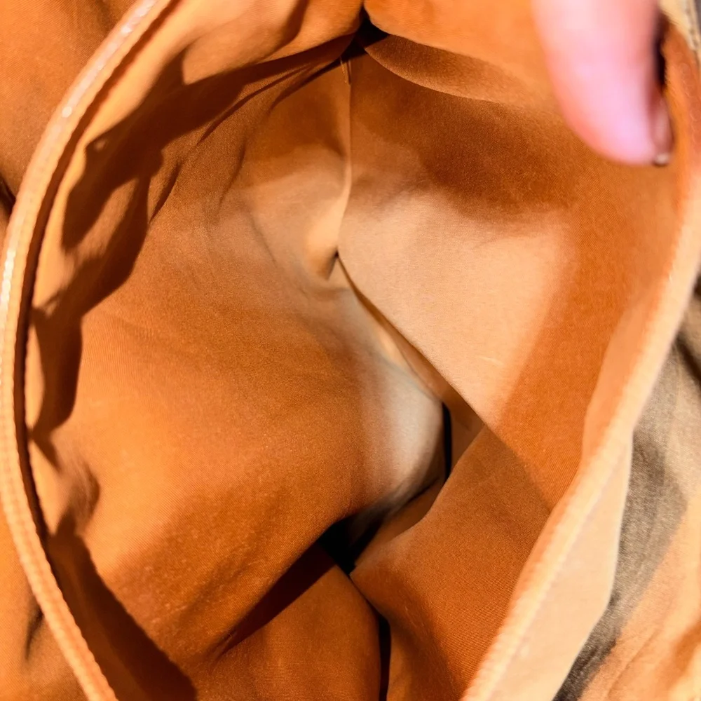 Relic Two-Tone Brown & Cream Leather Tote with Black Straps